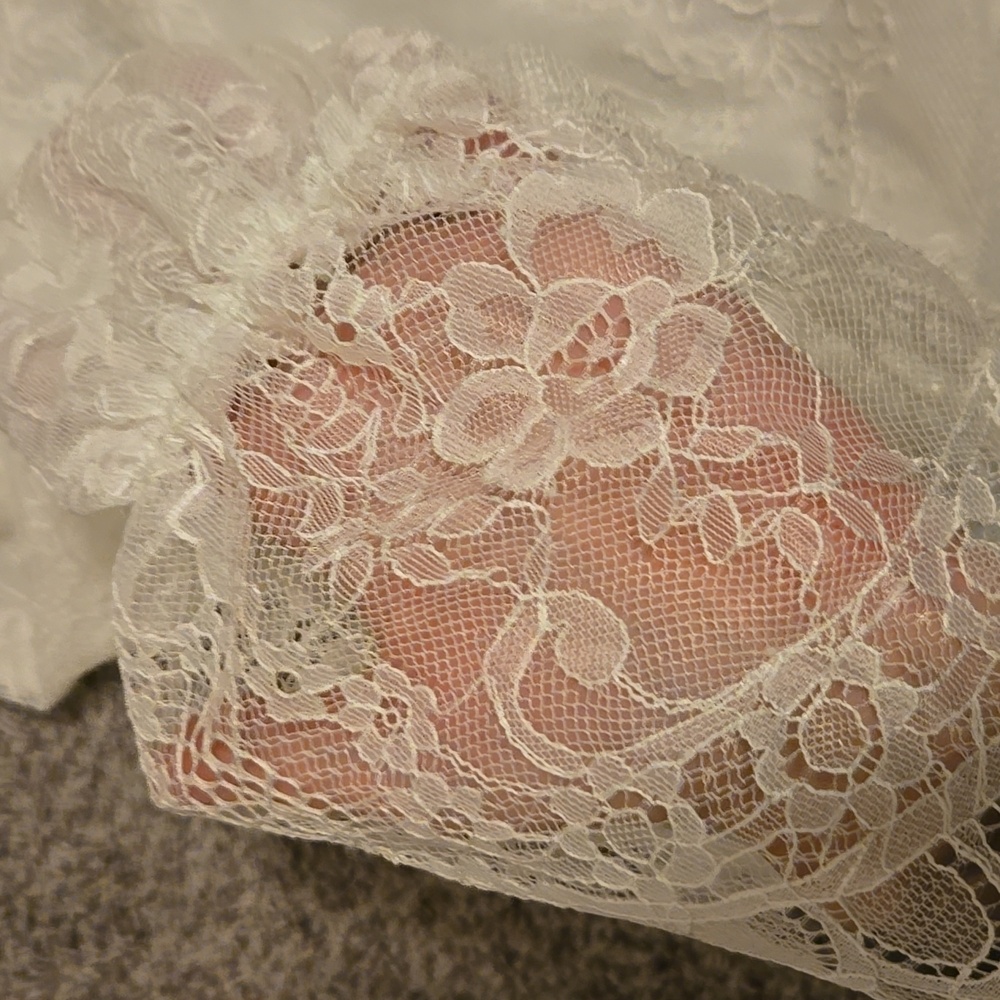 NWT Missguided Lace Blouse - Picture 4 of 5